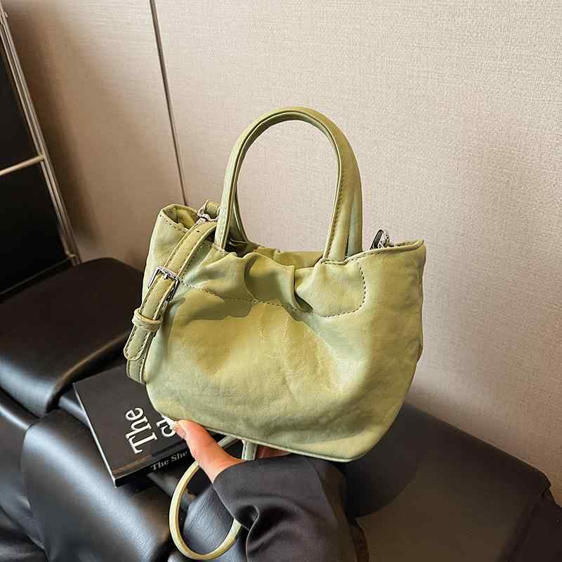 ハンドバッグ 女性用 夏 かわいい クラウド型 プリーツ加工 ステッチ デザイン PU素材 横型 ソフト 白色 ・柑其色 緑 ピンク ブラック 磁気留め シングルショルダー 斜め掛け 通勤 日常使い コンパクト 肩掛け ファッション バッグ 鞄