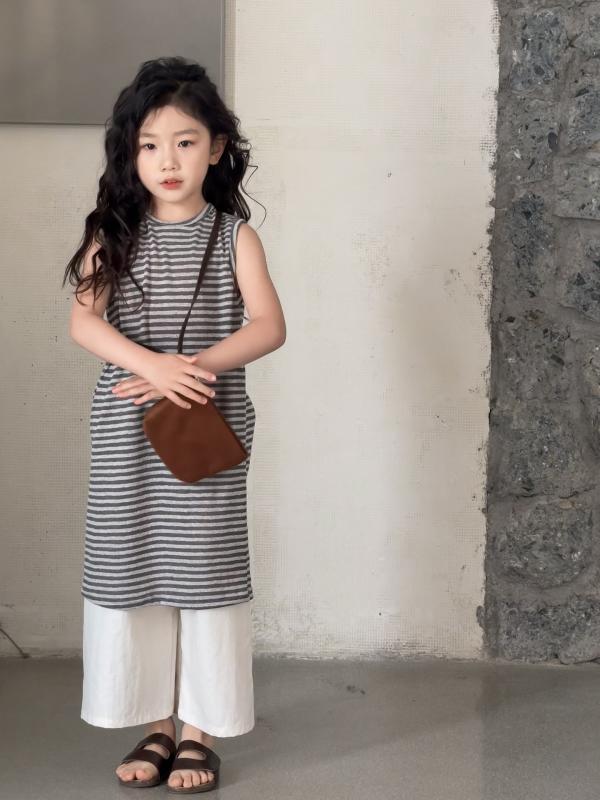 女の子 ワンピース キッズ 連衣裙 ニット 弾力 背心スカート 薄手 通気性 打底スカート 夏 綿100% 無袖 A字 条紋 かわいい 甘め 3-8歳 100-140cm 柔軟 復古 女の子 夏服 コットン 軽やか 日常使い 女の子 トップス スカート (x3)