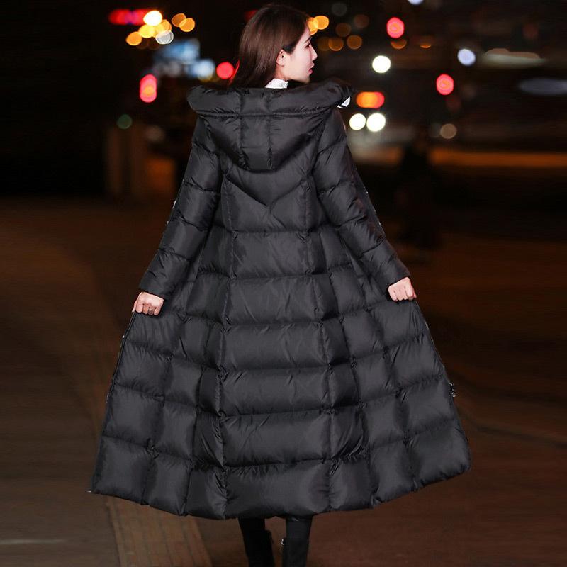 落ち込む厚地の外套 レディース 冬服 軽さ 防寒 アウター 鳥毛 ロング丈 マキシ丈 通い 通気性 保温性 通い 心地よい 可愛らしい 格好のいい