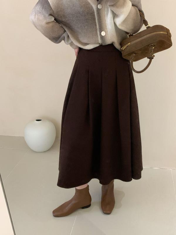 A伝達ルート 筋目スコート ミモレ丈 御機嫌酉の方角 薄墨色 黒いこと 珈琲色 軽さ 伸縮性 好いたらしいめ 心地好い 春夏 秋 筋目スコート