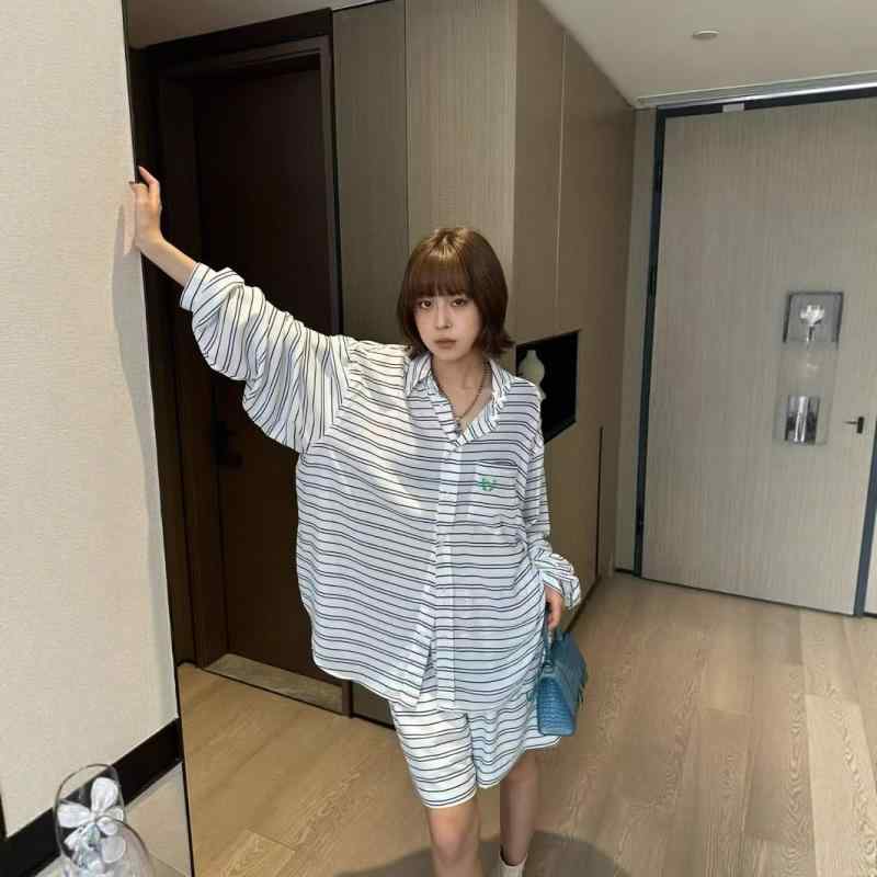 トップス メンズ レディース 長袖 プルオーバー 春夏 心地好い 今めかしい 綿 刺しゅう 軽さ ゆったり 藍白 縞模様
