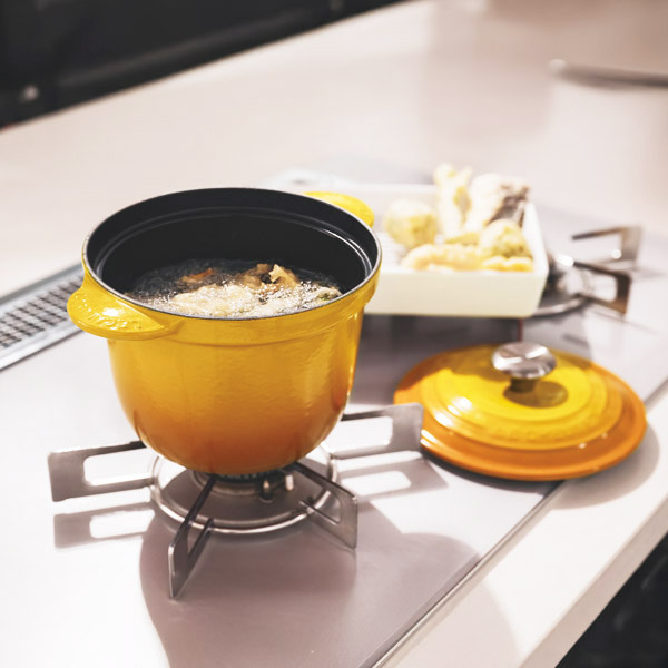 豪華特典付き】LE CREUSET ル・クルーゼ ココット・エブリィ 18