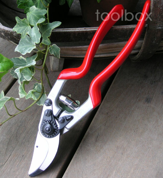 【日本インポート置き目代わりになる店品】【スイス連邦製 切り下げるばさみ FELCO13 フェルコ13】(切りはなす電気容量30粍/右利き用） 切り下げる鋏 園芸用剪刀 使い分かりやすい 職業的