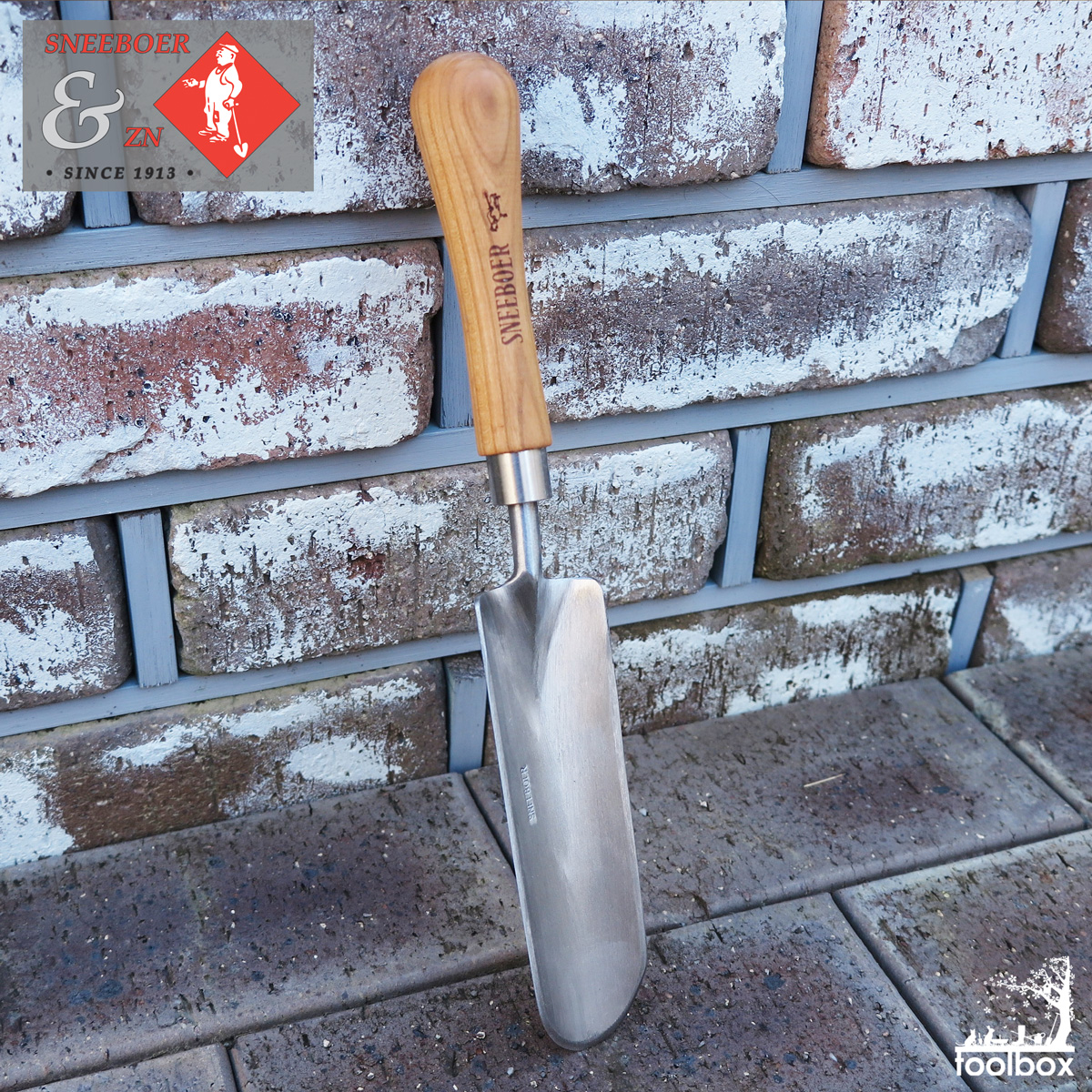 オランダ王室御用達 Sneeboer スネーブール 鍛造ステンレス 植栽ゴテ Great Dixter Christopher Loyd Trowel 4518 ハンドスコップシャベル ショベル スコップ おしゃれ 上質 高品質 園芸用品 植替え 鉢植え ガーデンツール ギフト対応 Kanal9tv Com