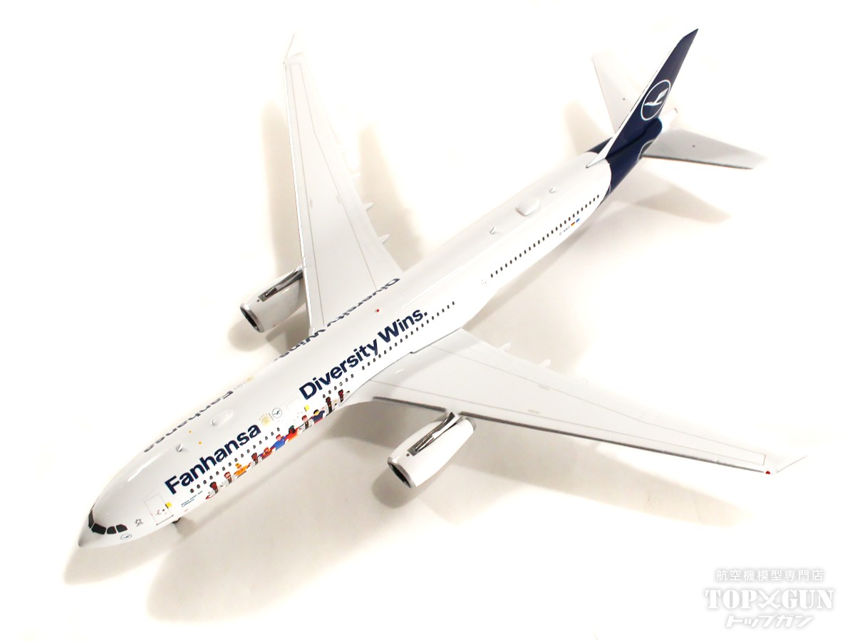 飛行機模型 Phoenix 1/400 ルフトハンザA340-300 飛行機模型 Phoenix 1/400 ルフトハンザA340-300 - メルカリ