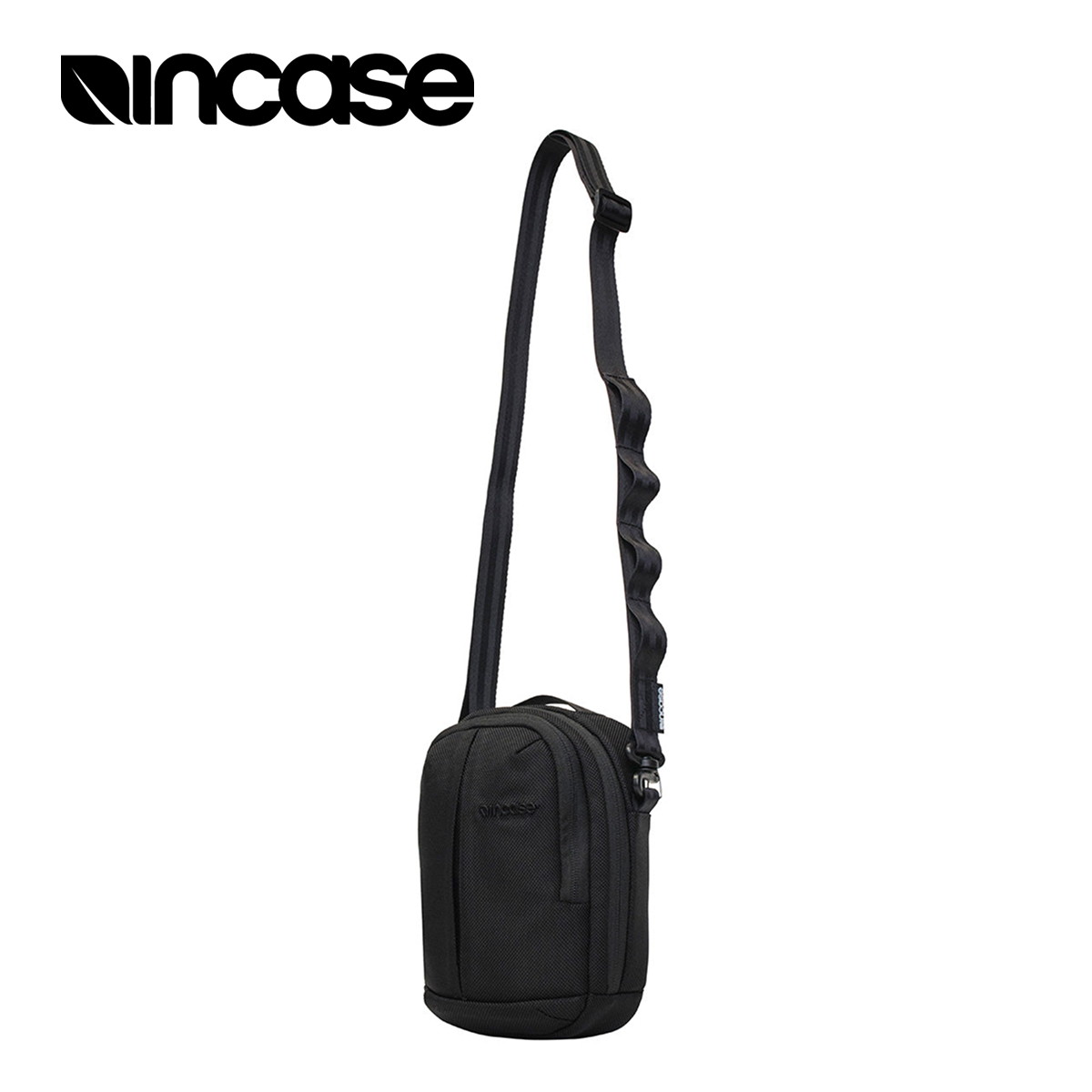 【正規品】インケース ボディバッグ Incase Tracks Tracks Small Shoulder Pouch / 2L ボディバッグ 2L メンズ レディース 137253053001 正規販売店 プレゼント かっこいい｜【公式】バッグ通販TORATO