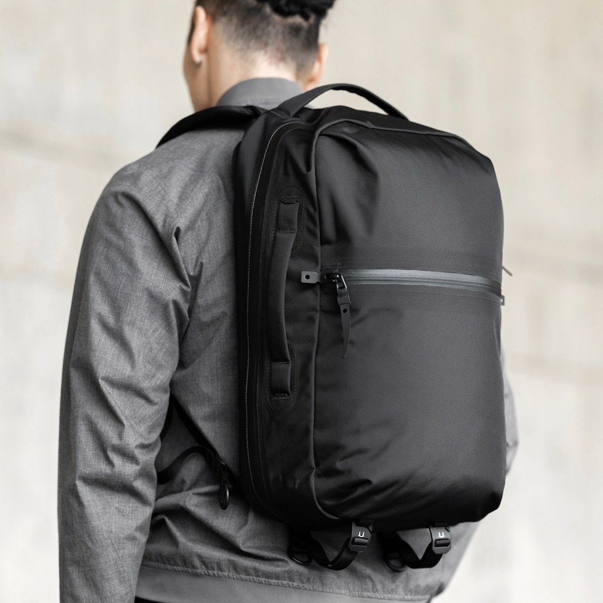 ブラックエンバー【BLACK EMBER】シャドウ 26L SHADOW 26-