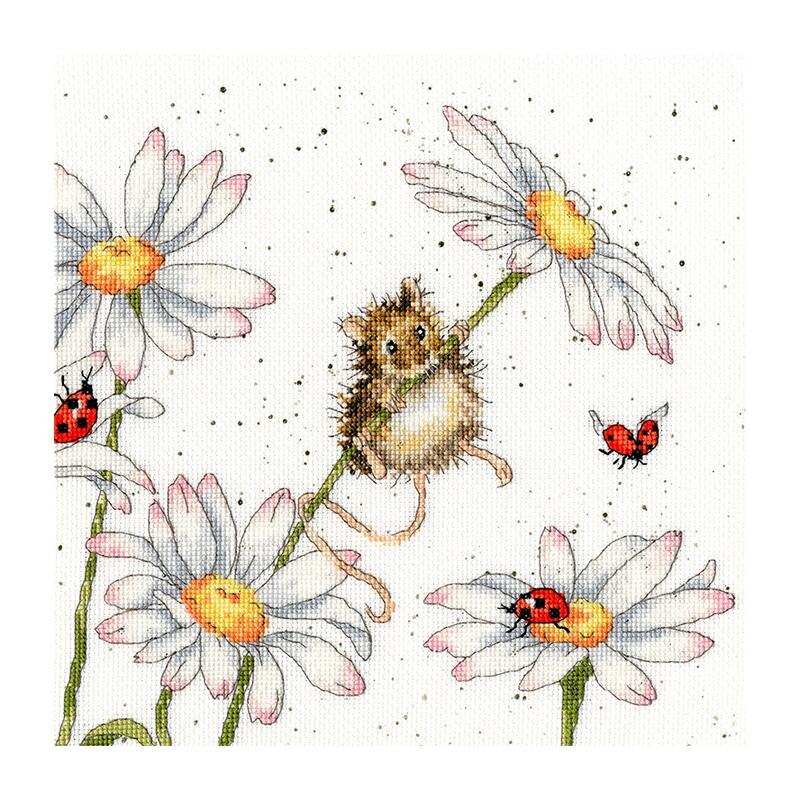 Bothy Threads クロスステッチ刺繍キット "Daisy Mouse" XHD80 ボシースレッズ 【海外取り寄せ/納期40～80日程度】 ネズミ｜HAND WORK とりい