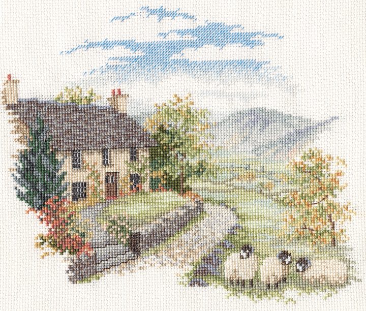 Bothy Threads クロスステッチ刺繍キット 「Countryside - High Hill Farm」 CON03 (カントリーサイド / ハイヒルファーム) ボシースレッズ 【海外取り寄せ/納期40～80日程度】