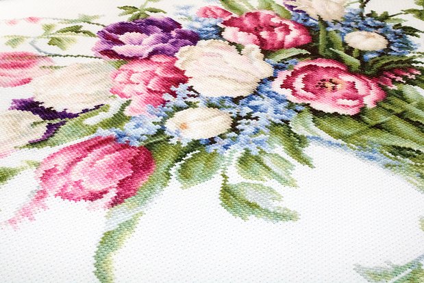 楽天市場 Luca S クロスステッチ刺繍キット B2261 Tulips チューリップ 海外取り寄せ 納期40 80日程度 ルーカス Hand Work とりい