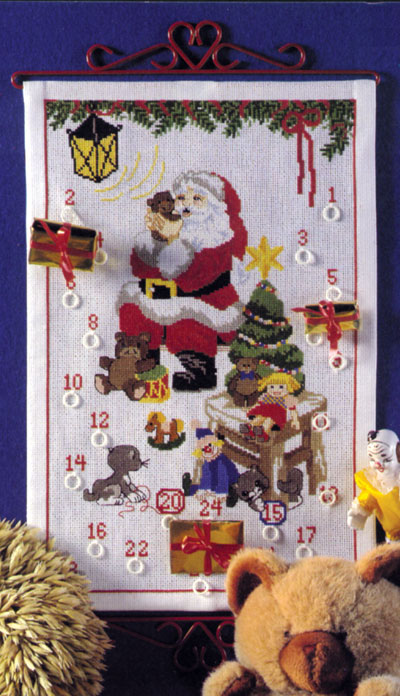 OOE クロスステッチ刺繍キット 58213 クリスマス アドベントカレンダー デンマークの刺しゅうメーカー「オーレンシュレーガー(O. Oehlenschl&auml;gers Eftf. / Oehlenschlager)」製ししゅうキット Christmas X'mas Santa Claus Advent Calendar｜HAND WORK とりい