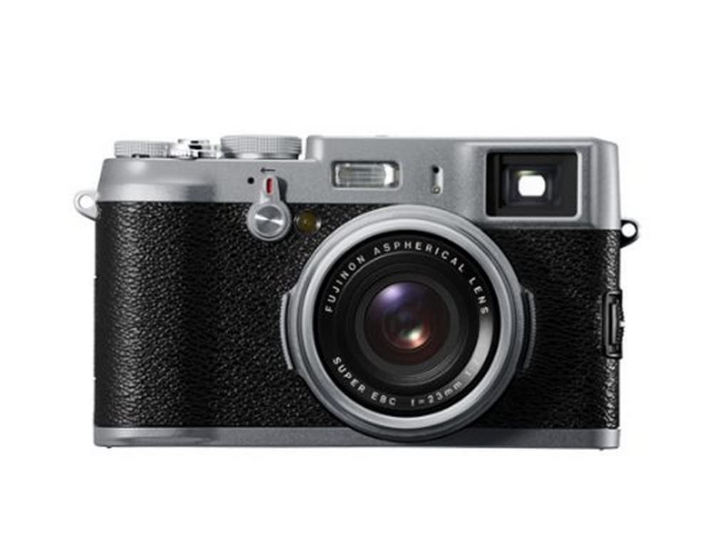 【中古】Fujifilm FinePix x100 しろがね色 デジタル写真機