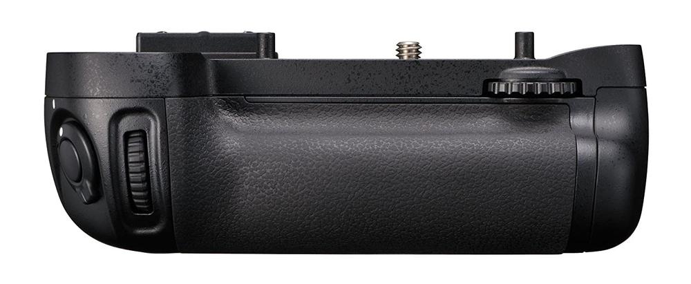 【中古】Nikon マルチパワーバッテリーパック MB-D15|とりま商店