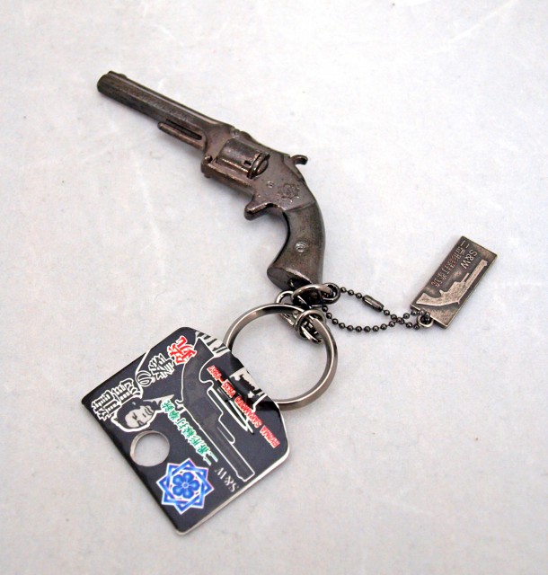 楽天市場】マルシン 坂本龍馬の銃 桐箱入り 木製グリップ付 木製