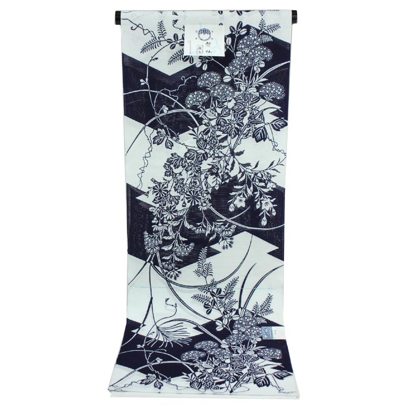 超人気の 楽天市場 呉服屋 新柄 竺仙鑑製 女物浴衣 反物 白 紺 綿100 生地 綿絽白地 レディース 婦人物 ブランド メール便不可 送料無料 レトロ 和柄 古典柄 安い 耳あり 送料込み 浴衣 七五三 安売り天国とせん 楽天市場 Alfalamanki Com