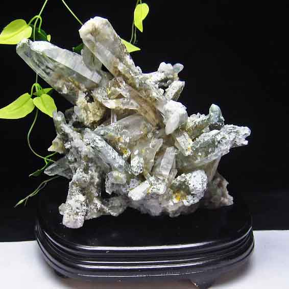 5.1Kg 水晶 クラスター クラスター水晶クラスター クリスタル cluster 原石 水晶ポイント crystal クォーツ quartz 水晶 原石 ガーデンクォーツ パワーストーン 天然石 すいしょう 台座付属 一点物 [送料無料] 192-69｜天然石・パワーストーンの東昇