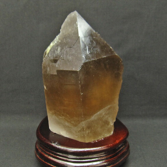 楽天市場】3.7Kg スモーキークォーツ 原石 虹入り ルチル