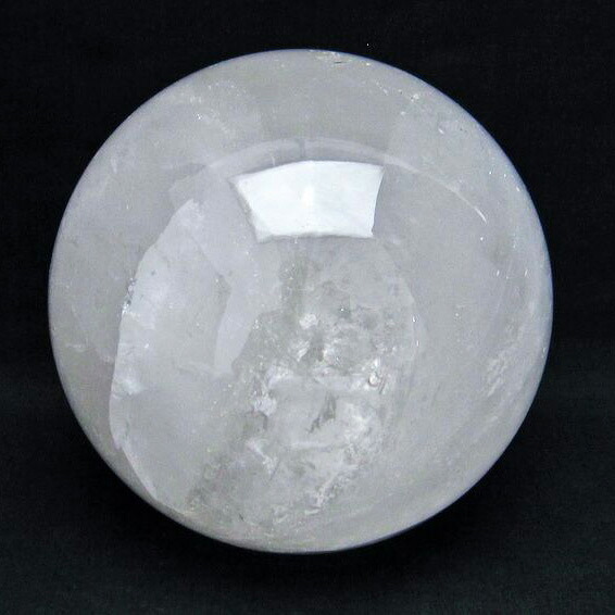 3.5Kg 水晶 丸玉 スフィア 137mm 台座付属 crystal quartz 丸 ornament 水晶玉 すいしょう 地鎮祭 天然石 一点物 送料無料 161-360
