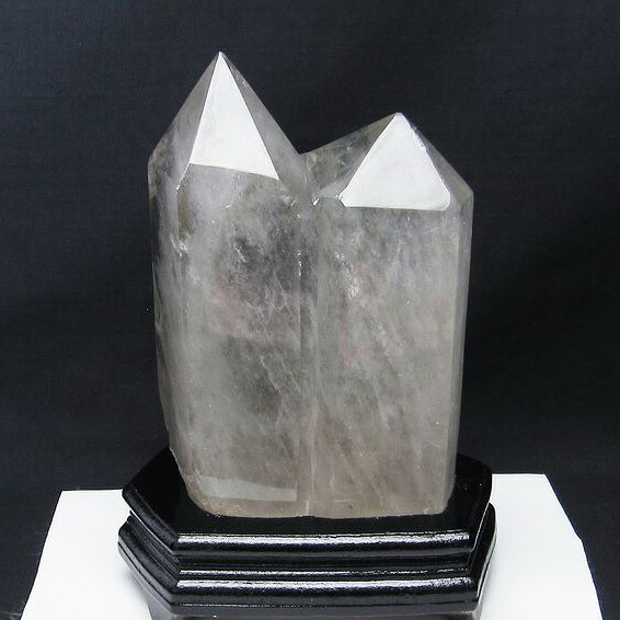 3.3Kg 水晶 六角柱 ダブルポイント 水晶ポイント crystal quartz 浄化 開運 台座付属 一点物 送料無料 162-238|天然石・パワーストーンの東昇