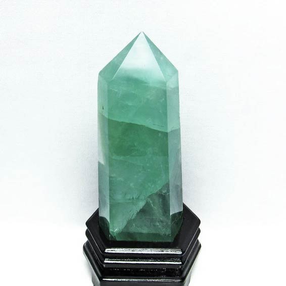 1.4Kg フローライト 六角柱 グリーンフローライト 置物 螢石 原石 fluorite 蛍石 ほたる石 インテリア メンズ レディース 台座付属 一点物 送料無料 152-1603
