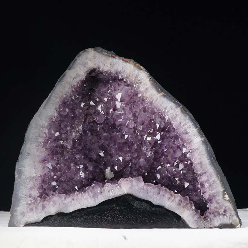 アメジストドーム 30.5Kg ブラジル産 晶洞 アメジスト 原石 アメジストカペーラ ジオード 巨大ドーム amethyst dome 玄関 天然石 クラスター 一点物 送料無料 174-1205｜天然石・パワーストーンの東昇