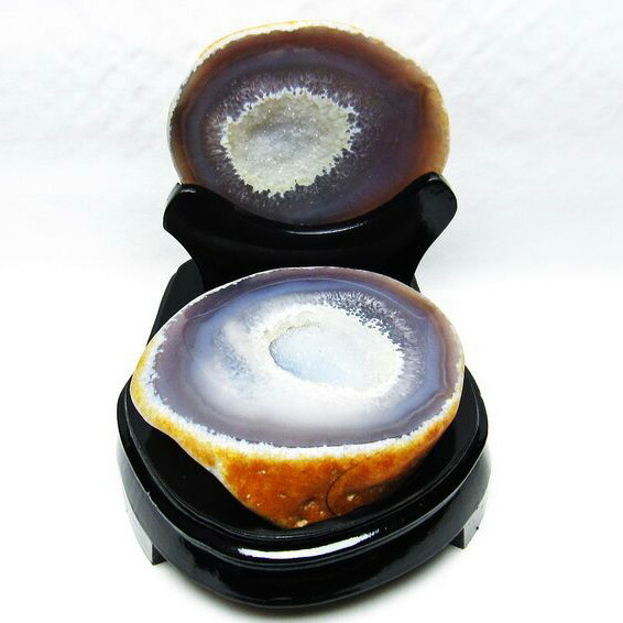 1.1Kg トレジャーメノウ 台座付属 アゲート 財宝メノウ 聚宝盆瑪瑙 agate ジオード 原石 瑪瑙 置物 龍穴 パワースポット 風水 開運 一点物 送料無料 175-1282