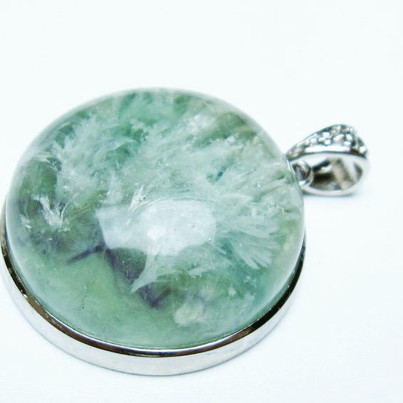 エンジェルフェザー フローライト ペンダント fluorite pendant 蛍石 ほたる石 ペンダントトップ 一点物 送料無料 112-12090