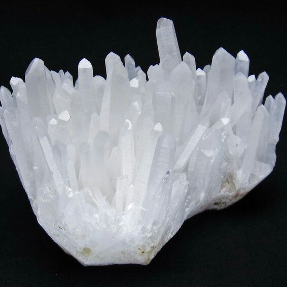 水晶 クラスター 水晶 原石 四川省産 パワーストーン 天然石 crystal クリスタル クォーツ quartz 浄化 浄化用 風水 すいしょう 一点物 送料無料 182-6388