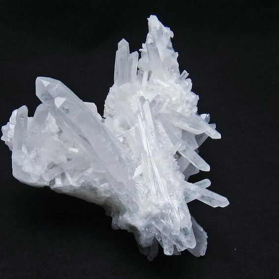 水晶 クラスター 水晶 原石 四川省産 パワーストーン 天然石 crystal クリスタル クォーツ quartz 浄化 浄化用 風水 すいしょう 一点物 送料無料 182-6399｜天然石・パワーストーンの東昇