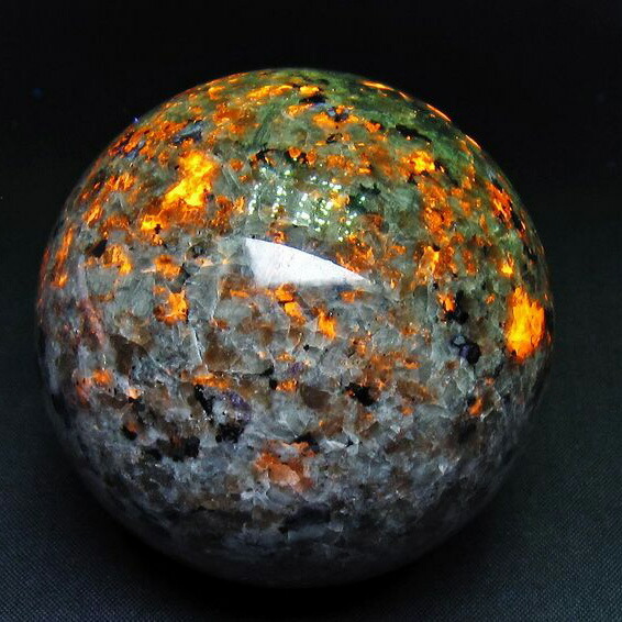 楽天市場】5A 蛍光 レア天然石 ユーパーライト スフィア 丸玉 約53mm