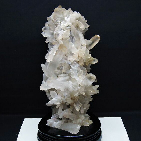 楽天市場】1.1Kg 水晶 クラスター 水晶 原石 マダガスカル産 楽天市場】1.1Kg 水晶 クラスター 水晶 原石 マダガスカル産