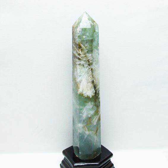 エンジェルフェザー フローライト 六角柱 蛍石 ポイント ほたる石 fluorite 台座付属 一点物 送料無料 152-3366