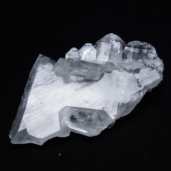 ファーデンクォーツ 原石 水晶 クラスター アメリカ産 一点物 送料無料 172-3185｜天然石・パワーストーンの東昇