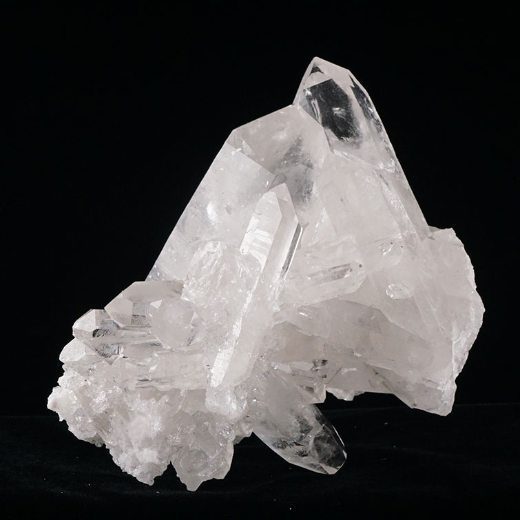1.2Kg 水晶 クラスター 原石 アーカンソー産 クォーツインクォーツ 天然水晶 浄化用 インテリア すいしょう 一点物 送料無料 282-384|天然石・パワーストーンの東昇