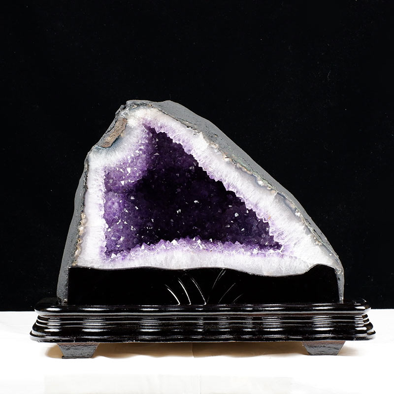 タイムセール！鑑別書付  アメジストドーム 国際パワーストーン協会 タイムセール！鑑別書付 アメジストドーム 国際パワーストーン協会