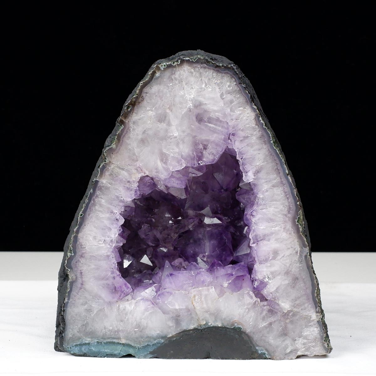 5.6Kg アメジストドーム ブラジル産 ジオード amethyst アメジストカペーラ アメジスト ドーム パワーストーン 天然石 原石 クラスター dome 玄関 浄化 開運 風水 一点物 送料無料 174-2147
