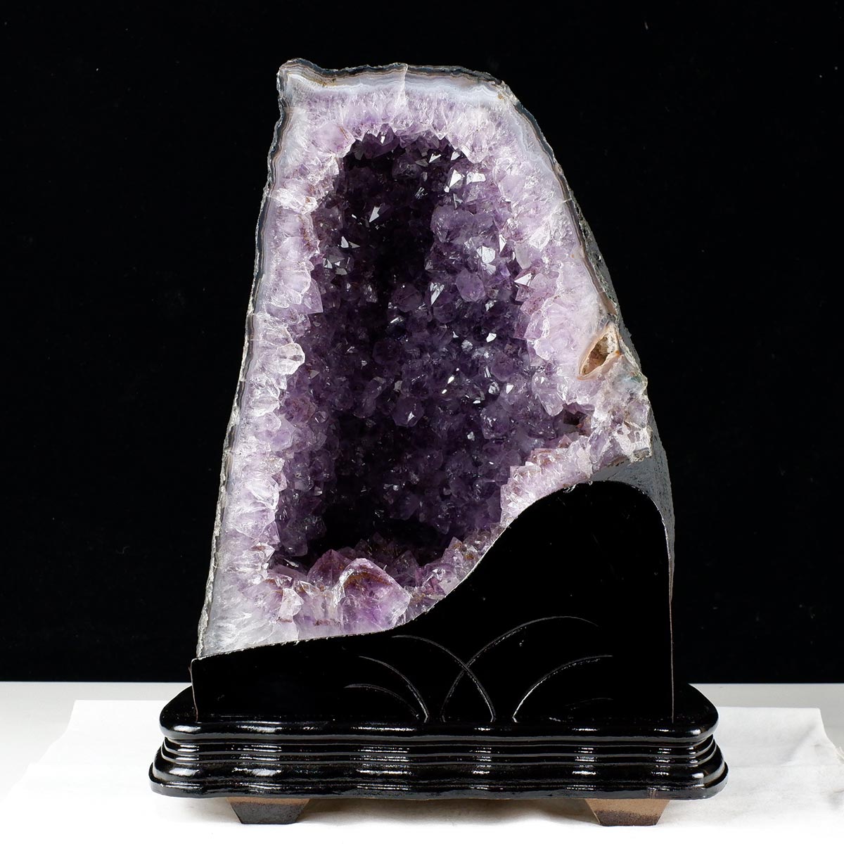 楽天市場】25Kg アメジストドーム ブラジル産 台座付属 天然石 原石