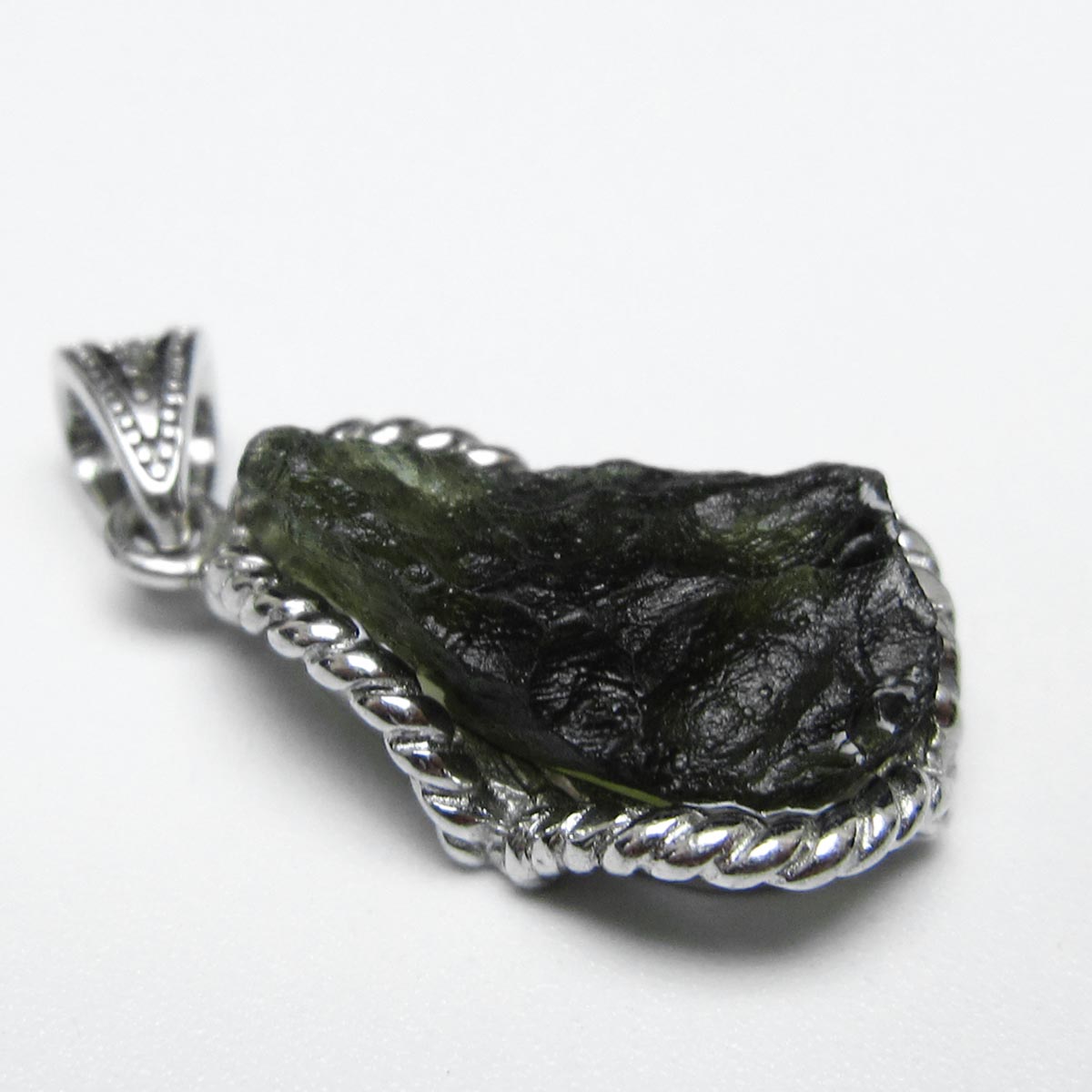 モルダバイト ペンダント モルダウ石 ペンダントトップ 原石 moldavite pendant 天然ガラス メンズ レディース 一点物 送料無料 199-490 11,020円