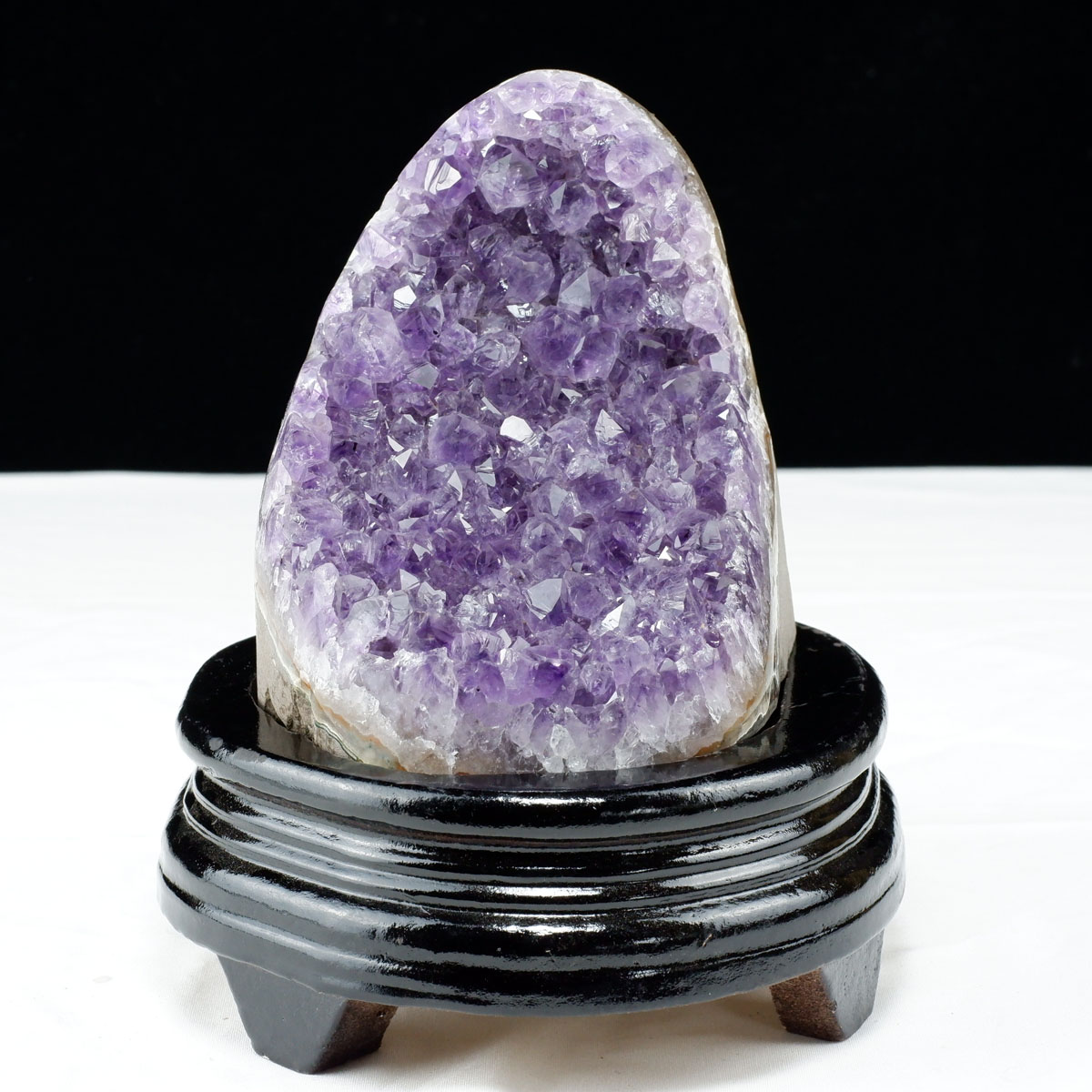 アメジスト 原石 1.3Kg ウルグアイ産 アメジスト クラスター 台座付属 送料無料 amethyst パワーストーン 天然石 アメティスタ 一点物 182-8791｜天然石・パワーストーンの東昇