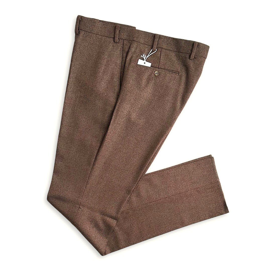 D'URBAN【ダーバン】 定価28,600円（税込） 日本製 三つ杢ポーラナチュラルストレッチスラックス 秋冬 ブラウン系 ウエスト94cm・97cm