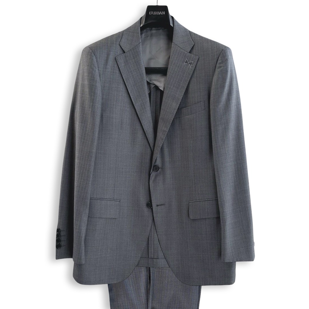 ≪見本品≫D\u0027URBAN【ダーバン】通貨価値297,000円（税込）日本製 地絹混羊毛背広LoroPiana ロロピアーナsuper170\u0027s wool 縞模様メンズ 背広 御前上等 ブランド名薄墨色系 春夏秋 A6大きさ
