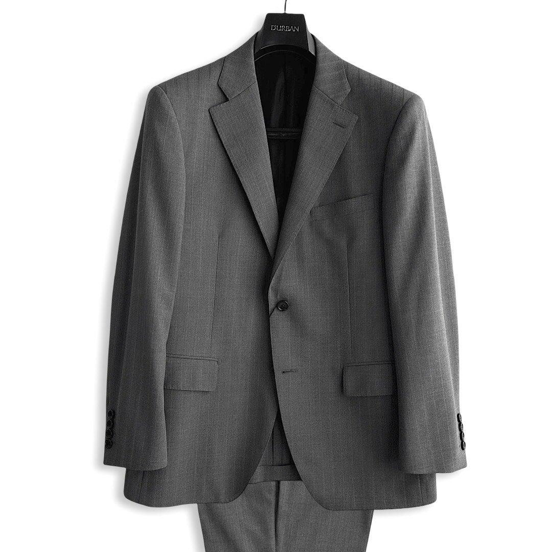 D'URBAN【ダーバン】 定価121,000円（税込） 日本製 シャドーストライプスーツ Zeal MONSOON 清涼仕様 メンズ スーツ 高級 ブランド グレー系 春・夏・盛夏 A4・A5・A6・A7・AB6・BB4サイズ