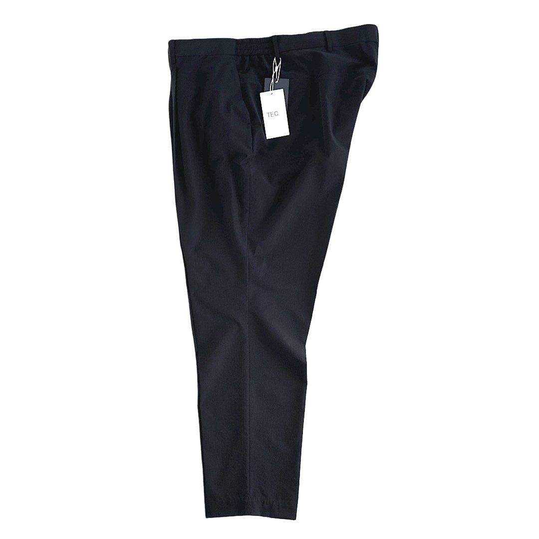 Aquascutum 【アクアスキュータム】必要経費31,900円（税込）TEC.3 イージーパンツ スラックスメンズ 飛び切り ブランド名 米国海軍春夏 薄っぺら 軽さ 一タック3L・4L大きさ 馬鹿でかい大きさ
