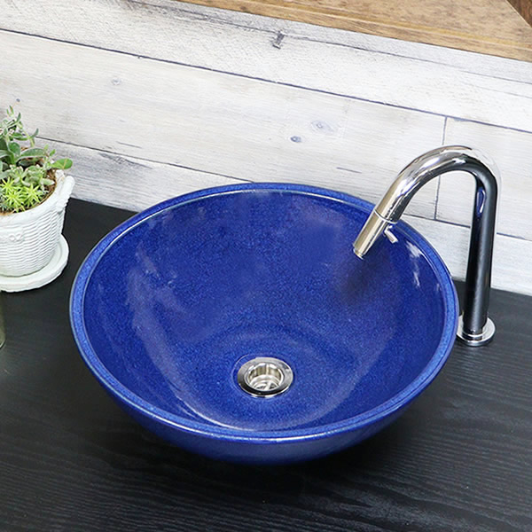 お洒落 丸型 手洗い鉢 信楽焼き 洗面陶器 洗面台 大き目 青 和風鉢 洗面シンク 陶器手洗い 鉢 手洗い 和風手洗い 新築 リフォーム 青色 トイレ 手洗い鉢 陶器洗面 信楽焼 洗面ボウル 手洗器 洗面ボール トイレ用 紺色 手洗鉢 陶器 洗面鉢 鉢 手洗い器 鉢