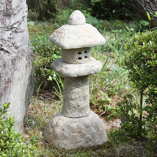 信楽焼26号春日燈篭！お庭を飾る陶器燈籠！和風を＜br ＞感じさせてくれます。信楽焼トウロウ とうろう 灯籠 陶器 ＜br ＞陶器燈籠[ok-0056] 43,560円