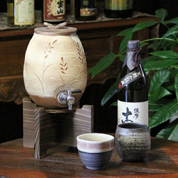 焼酎サーバー　信楽焼　3升（5,4L） 楽天市場】3升用信楽焼焼酎サーバー 焼酎が美味しくなると評判の
