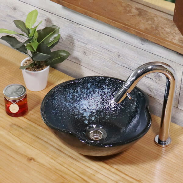 【今だけ限定10%OFFクーポン】信楽焼 青雲花型手洗い鉢 飽きのこない洗面鉢 お洒落な洗面器 手洗器 手洗鉢 洗面ボール 洗面シンク 陶器 洗面台 手洗い鉢 洗面ボウル 洗面陶器 やきもの 和風 tr-1218 14,981円