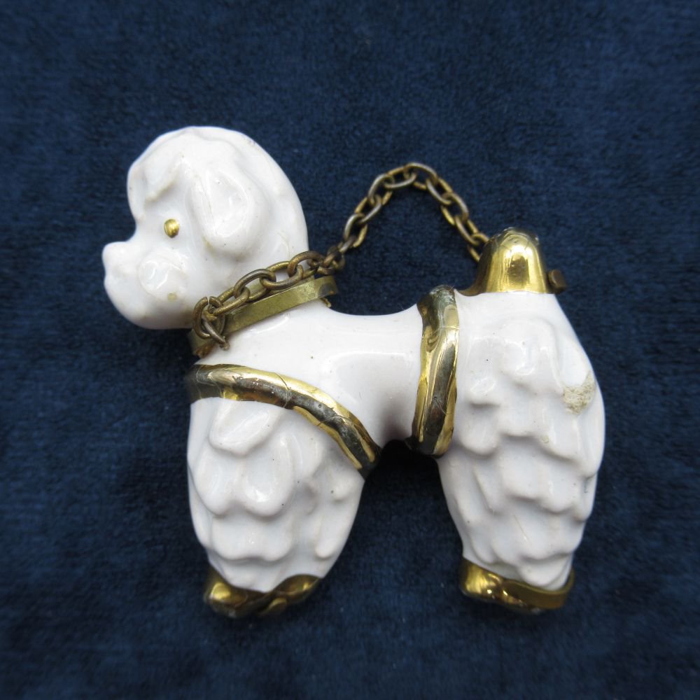 楽天市場】Trifari トリファリ プードル 1957年 ブローチ 犬 ドッグ