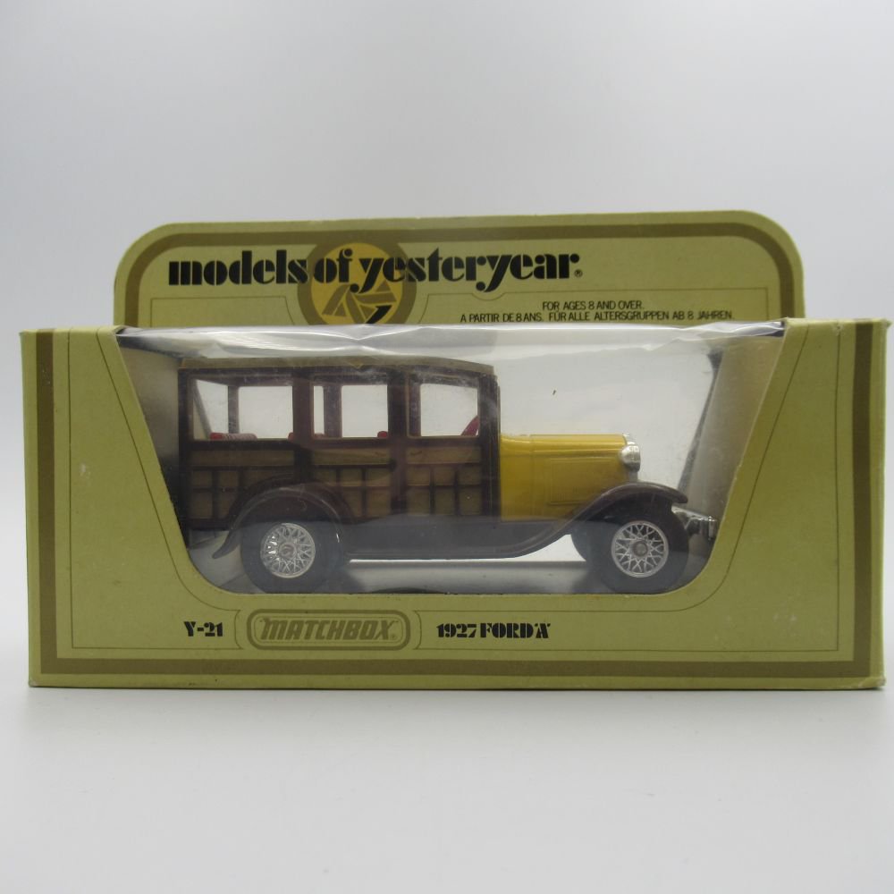 コーギー corgi ディンキー ビンテージ　フォード ディンキートイズ レトロ INCREDIBLE VINTAGE TOY COLLECTION - Corgi Toys, Dinky Toys
