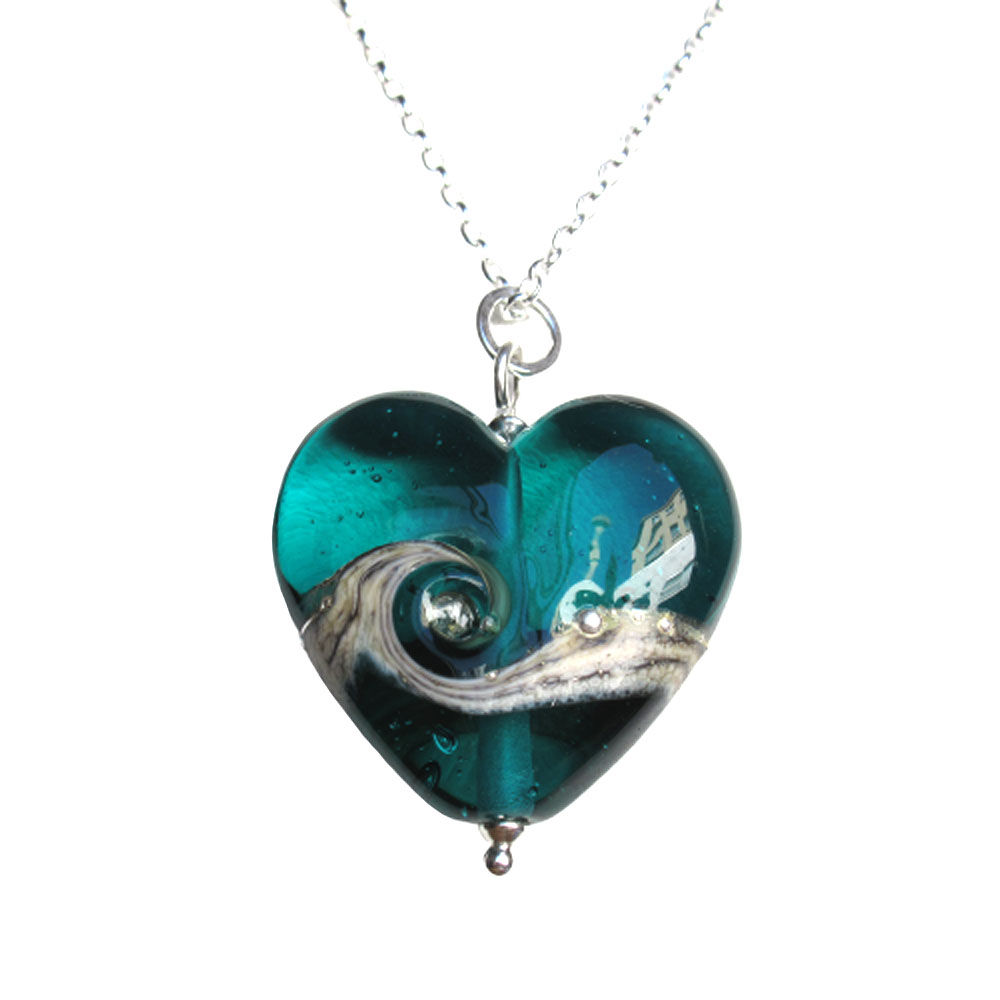ハンドメイド ベネチアンガラス ネックレス 鴨の羽根色 ティール ハート 英国製 Beach ART GRASS ビーチアートグラス アクセサリー ペンダント スターリングシルバー ギフト プレゼント 贈り物